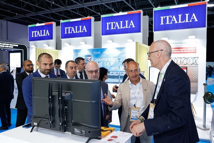 TE_24_Ariport Show Dubai_2(0)
